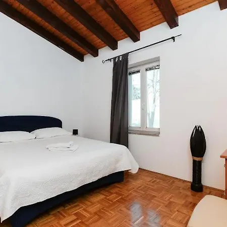 Roko Apartman *