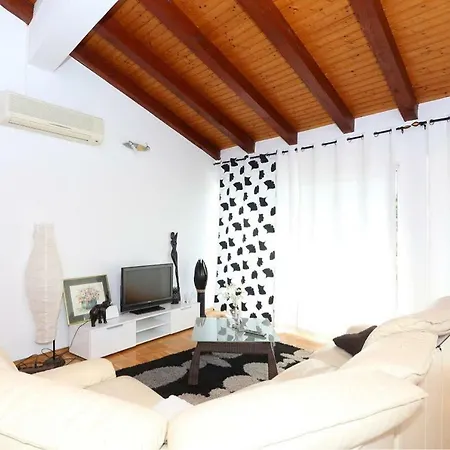 Roko Apartman Zadar